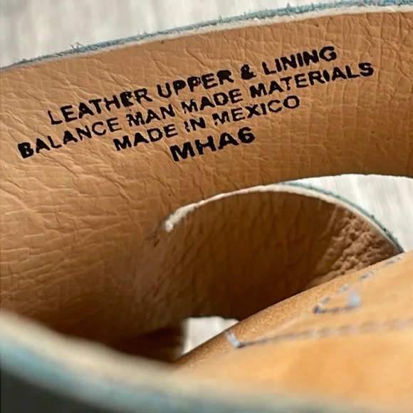 Born Leather Sandals Size 6 - Picture 11 of 13